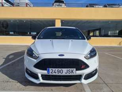Ford Focus 2.0 TDCI S&S ST 136 kW (185 CV) Ford Focus 2.0 TDCI S&S ST 136 kW (185 CV)