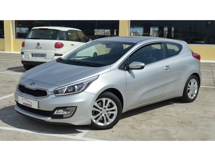 KiaProCeed 1.6 GDI Drive 99 kW (135 CV) Vehículo usado en Barcelona - 1 KiaProCeed 1.6 GDI Drive 99 kW (135 CV) Vehículo usado en Barcelona - 1