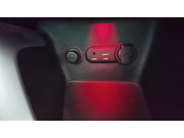 KiaProCeed 1.6 GDI Drive 99 kW (135 CV) Vehículo usado en Barcelona - 21