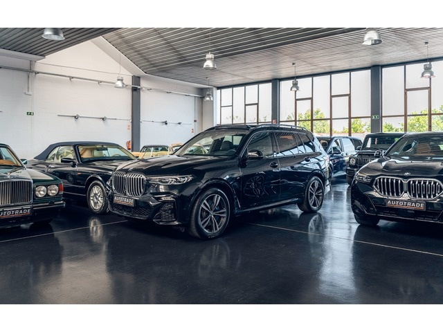 BMWX7 xDrive40i 45 kW (333 CV)