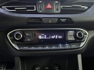 Hyundai i30 1.0 TGDI N-Line 30 Aniversario 88 kW (120 CV) Hyundai i30 1.0 TGDI N-Line 30 Aniversario 88 kW (120 CV)
