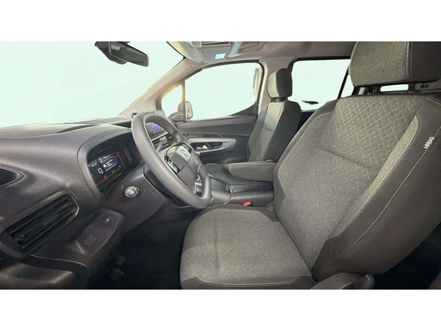 OpelCombo Combi 1.5 Td S/S Edition 74 kW (100 CV) Vehículo usado en Barcelona - 10 OpelCombo Combi 1.5 Td S/S Edition 74 kW (100 CV) Vehículo usado en Barcelona - 10