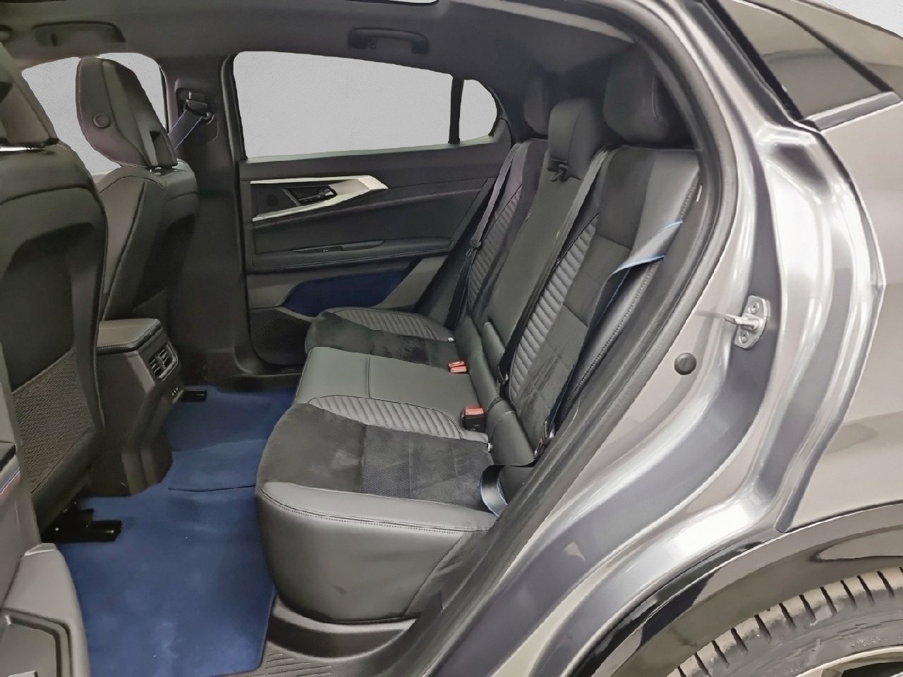 Renault Rafale Atelier Alpine E-Tech 4x4 221 kW (300 CV) - foto 9 de Renault Rafale
