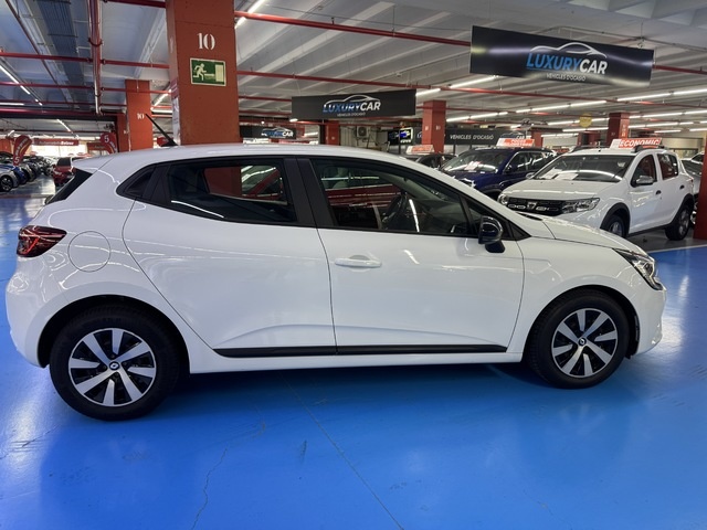 RenaultClio Techno TCe 66 kW (90 CV) Vehículo usado en Barcelona - 8 RenaultClio Techno TCe 66 kW (90 CV) Vehículo usado en Barcelona - 8