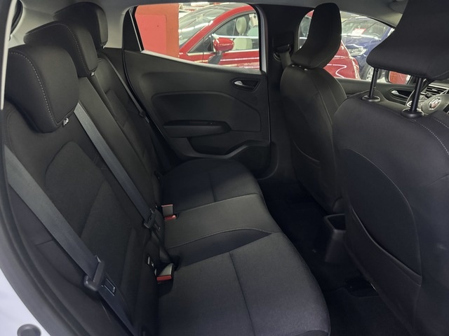RenaultClio Techno TCe 66 kW (90 CV) Vehículo usado en Barcelona - 11
