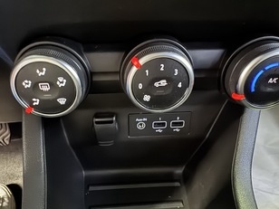 Renault Clio Techno TCe 66 kW (90 CV) Renault Clio Techno TCe 66 kW (90 CV)