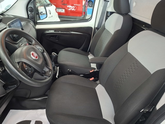 FiatFiorino Cargo Furgon 1.3 Multijet Base 70 kW (95 CV) Vehículo usado en Barcelona - 4 FiatFiorino Cargo Furgon 1.3 Multijet Base 70 kW (95 CV) Vehículo usado en Barcelona - 4