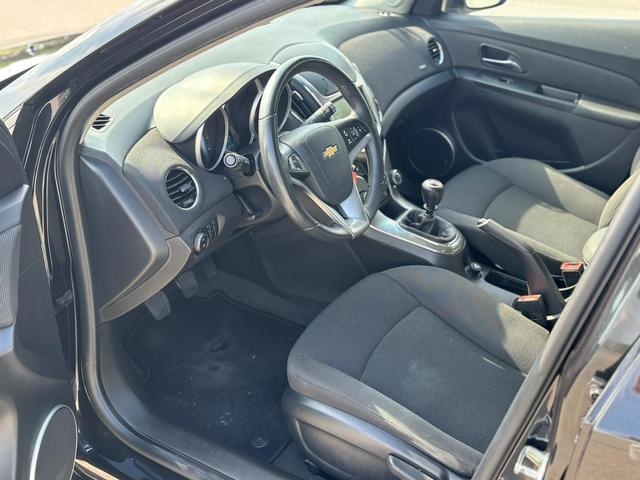 ChevroletCruze 1.6 LT+ Clima 91 kW (124 CV) Vehículo usado en Barcelona - 9