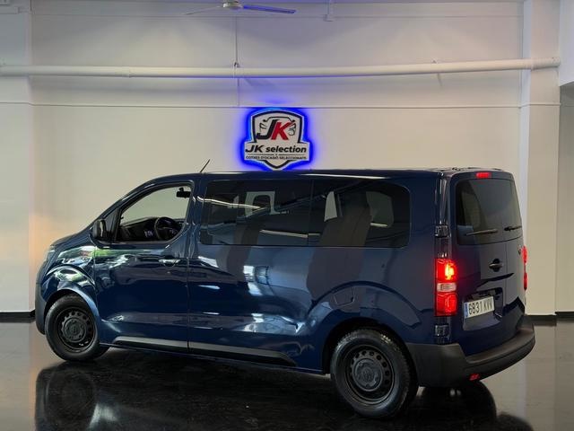 ToyotaProace Verso 1.5D SHUTTLE L1 88 kW (120 CV) Vehículo usado en Barcelona - 6 ToyotaProace Verso 1.5D SHUTTLE L1 88 kW (120 CV) Vehículo usado en Barcelona - 6