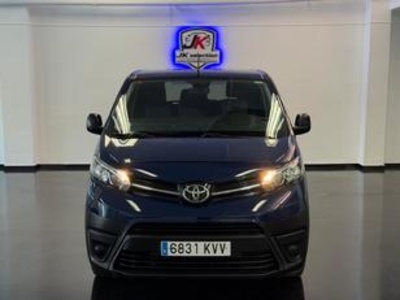 Toyota Proace Verso 1.5D SHUTTLE L1 88 kW (120 CV) Toyota Proace Verso 1.5D SHUTTLE L1 88 kW (120 CV)