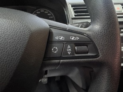 SEAT Ibiza 1.0 S&S Reference Plus 55 kW (75 CV) SEAT Ibiza 1.0 S&S Reference Plus 55 kW (75 CV)