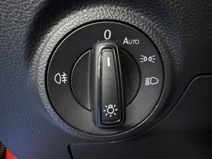 SEAT Ibiza 1.6 TDI Reference 70 kW (95 CV) SEAT Ibiza 1.6 TDI Reference 70 kW (95 CV)