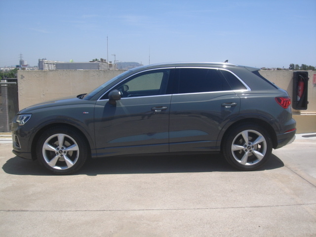 AudiQ3 S line 35 TDI 110 kW (150 CV) S tronic Vehículo usado en Barcelona - 3