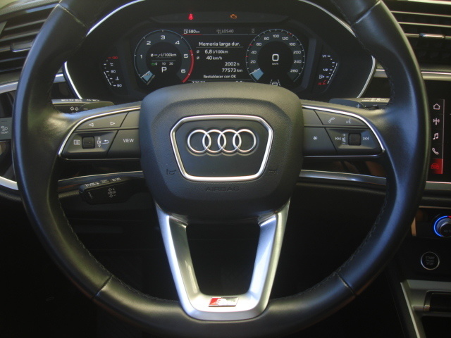 AudiQ3 S line 35 TDI 110 kW (150 CV) S tronic Vehículo usado en Barcelona - 13 AudiQ3 S line 35 TDI 110 kW (150 CV) S tronic Vehículo usado en Barcelona - 13