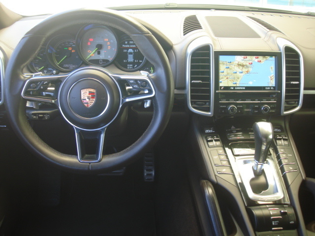 PorscheCayenne S E-hybrid 306 kW (416 CV) Vehículo usado en Barcelona - 14 PorscheCayenne S E-hybrid 306 kW (416 CV) Vehículo usado en Barcelona - 14