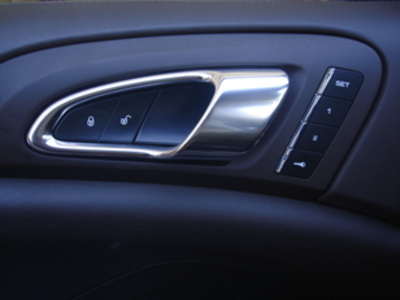 Porsche Cayenne S E-hybrid 306 kW (416 CV) Porsche Cayenne S E-hybrid 306 kW (416 CV)