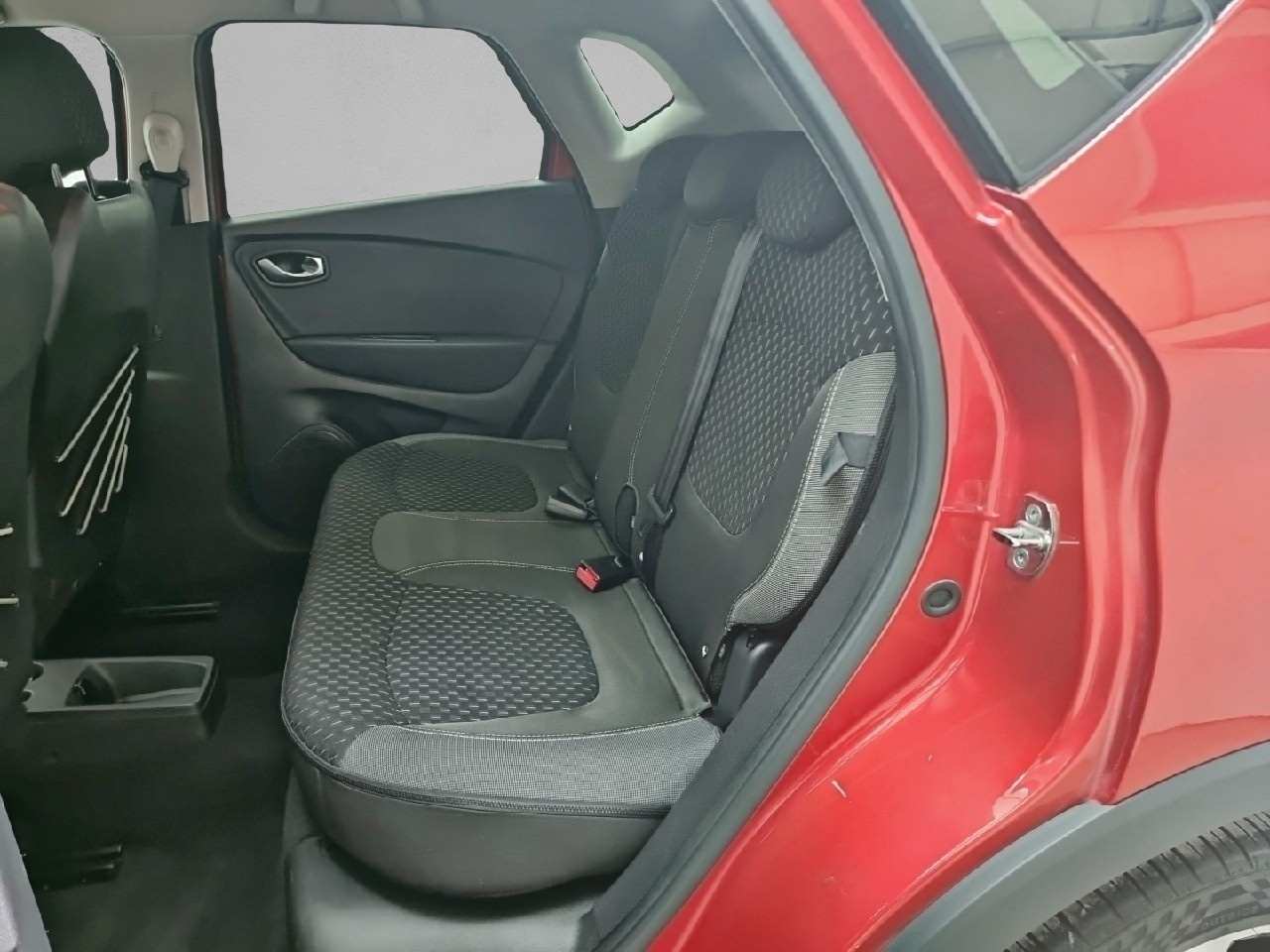 Renault Captur Zen TCe 66 kW (90 CV) GPF - foto 9 de Renault Captur