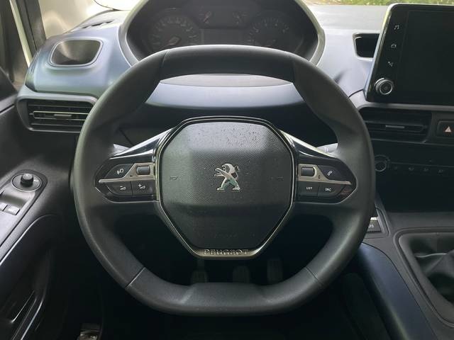 PeugeotRifter BlueHDi 100 Allure Pack Standard 73 kW (100 CV) Vehículo usado en Barcelona - 13