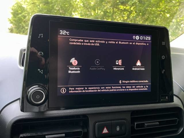 PeugeotRifter BlueHDi 100 Allure Pack Standard 73 kW (100 CV) Vehículo usado en Barcelona - 16