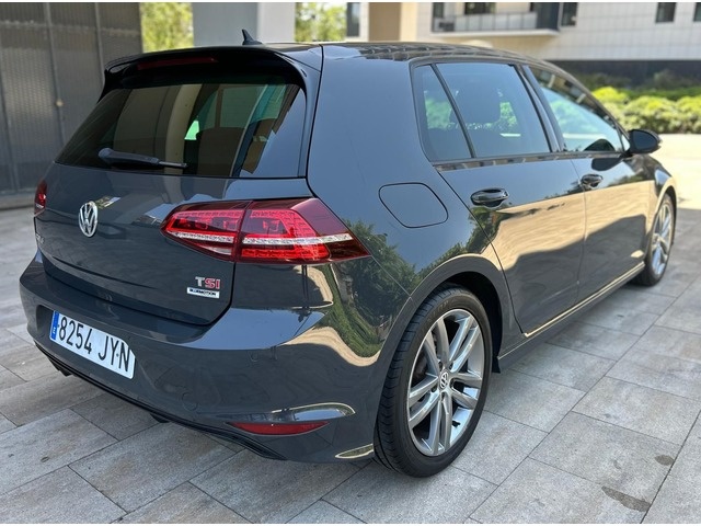 VolkswagenGolf Sport 1.5 TSI Evo 110 kW (150 CV) DSG Vehículo usado en Barcelona - 6 VolkswagenGolf Sport 1.5 TSI Evo 110 kW (150 CV) DSG Vehículo usado en Barcelona - 6