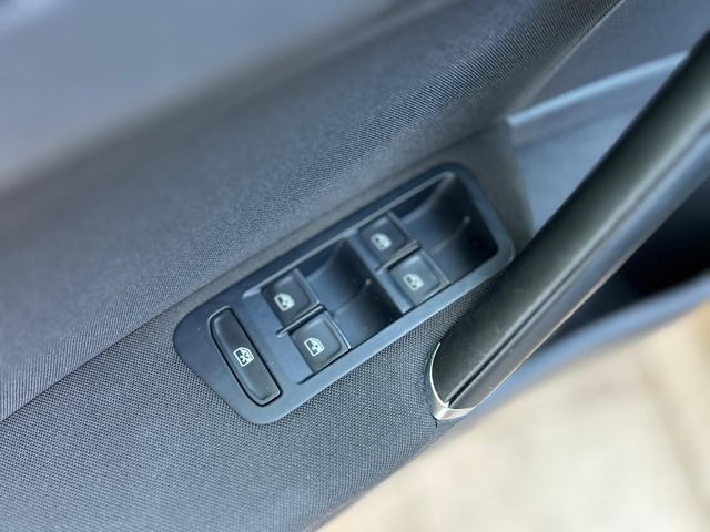 VolkswagenGolf Sport 1.5 TSI Evo 110 kW (150 CV) DSG Vehículo usado en Barcelona - 24