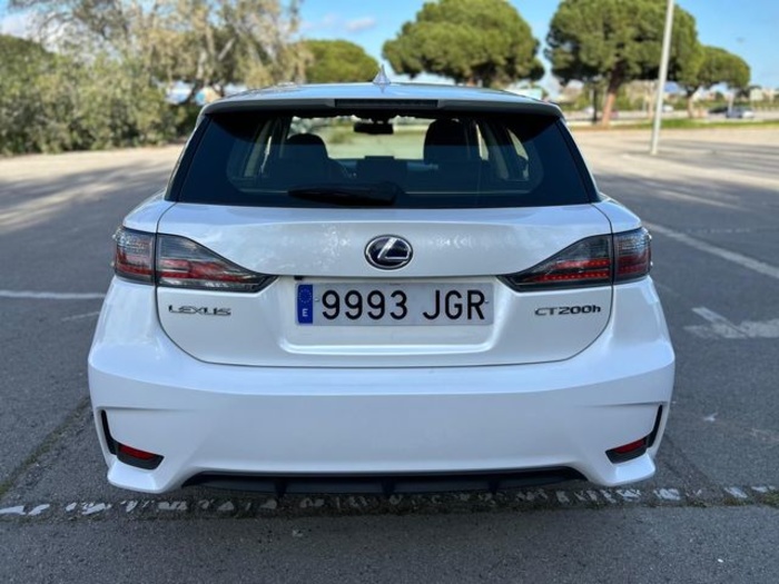 LexusCT 200h Sport Edition 100 kW (136 CV) Vehículo usado en Barcelona - 4 LexusCT 200h Sport Edition 100 kW (136 CV) Vehículo usado en Barcelona - 4