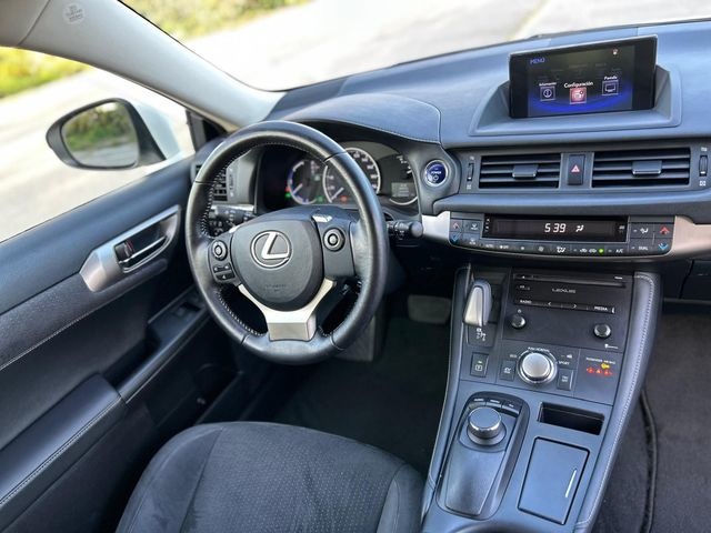 LexusCT 200h Sport Edition 100 kW (136 CV) Vehículo usado en Barcelona - 21