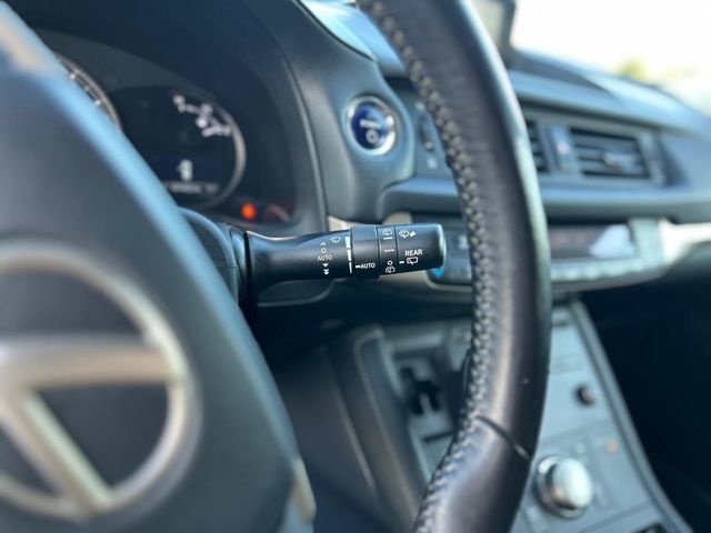 LexusCT 200h Sport Edition 100 kW (136 CV) Vehículo usado en Barcelona - 29