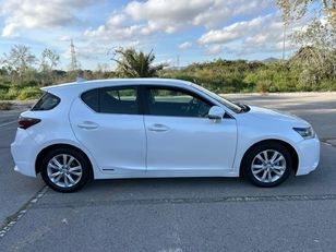 Lexus CT 200h Sport Edition 100 kW (136 CV) Lexus CT 200h Sport Edition 100 kW (136 CV)