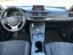 Lexus CT 200h Sport Edition 100 kW (136 CV) Lexus CT 200h Sport Edition 100 kW (136 CV)
