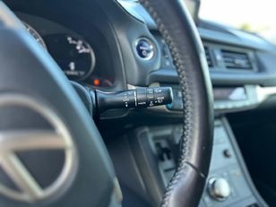 Lexus CT 200h Sport Edition 100 kW (136 CV) Lexus CT 200h Sport Edition 100 kW (136 CV)