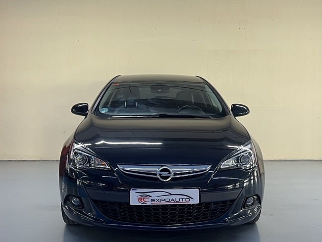OpelAstra 1.4 Turbo GTC S&S Sportive 103 kW (140 CV) Vehículo usado en Barcelona - 2