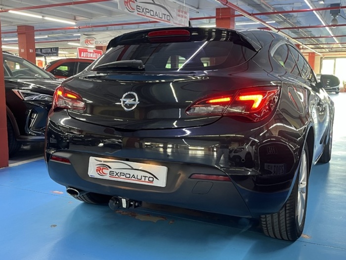 OpelAstra 1.4 Turbo GTC S&S Sportive 103 kW (140 CV) Vehículo usado en Barcelona - 26 OpelAstra 1.4 Turbo GTC S&S Sportive 103 kW (140 CV) Vehículo usado en Barcelona - 26