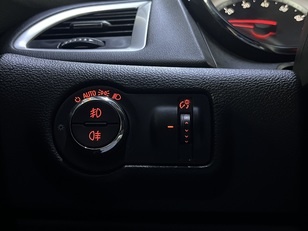 Opel Astra 1.4 Turbo GTC S&S Sportive 103 kW (140 CV)