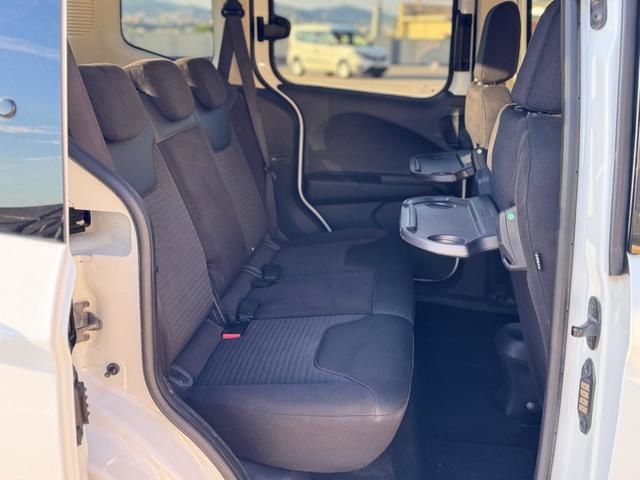FordTourneo Courier 1.0 EcoBoost Sport 74 kW (100 CV) Vehículo usado en Barcelona - 10