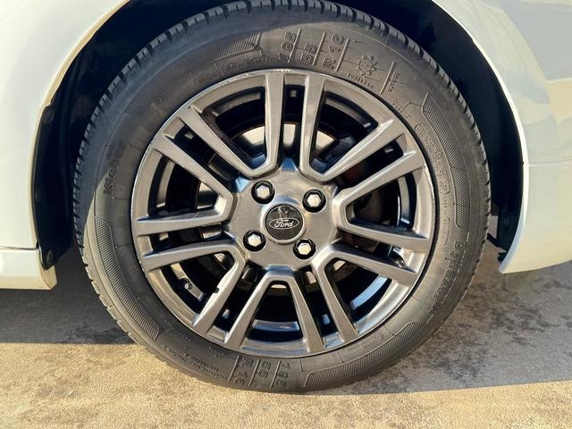 FordTourneo Courier 1.0 EcoBoost Sport 74 kW (100 CV) Vehículo usado en Barcelona - 15 FordTourneo Courier 1.0 EcoBoost Sport 74 kW (100 CV) Vehículo usado en Barcelona - 15