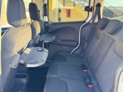Ford Tourneo Courier 1.0 EcoBoost Sport 74 kW (100 CV) Ford Tourneo Courier 1.0 EcoBoost Sport 74 kW (100 CV)