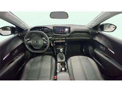 Peugeot 208 PureTech 100 Allure 75 kW (100 CV) Peugeot 208 PureTech 100 Allure 75 kW (100 CV)