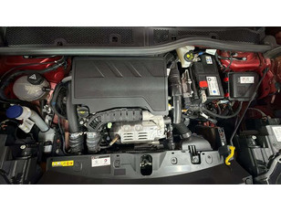 Peugeot 2008 PureTech 130 S&S Allure Pack 96 kW (130 CV)