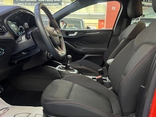 Ford Focus 1.0 Ecoboost MHEV ST-Line 92 kW (125 CV) Ford Focus 1.0 Ecoboost MHEV ST-Line 92 kW (125 CV)
