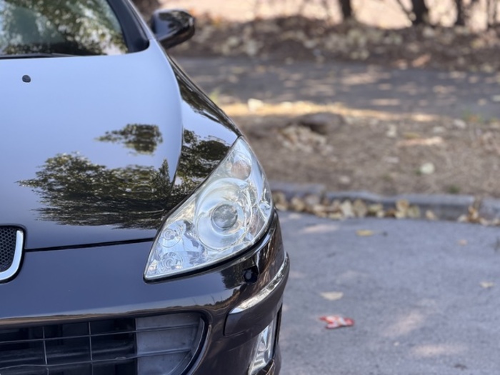 Peugeot407 2.2 ST Sport 120kW (163CV) Vehículo usado en Barcelona - 12 Peugeot407 2.2 ST Sport 120kW (163CV) Vehículo usado en Barcelona - 12