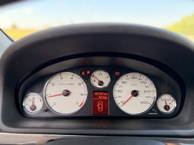 Peugeot407 2.2 ST Sport 120kW (163CV) Vehículo usado en Barcelona - 21