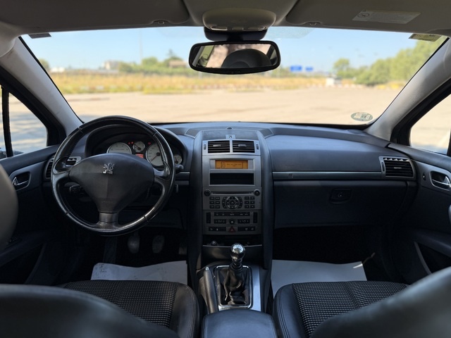 Peugeot407 2.2 ST Sport 120kW (163CV) Vehículo usado en Barcelona - 23