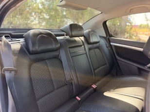 Peugeot 407 2.2 ST Sport 120kW (163CV) Peugeot 407 2.2 ST Sport 120kW (163CV)