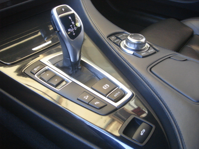 BMWSerie 6 650i xDrive Cabrio 300 kW (407 CV) Vehículo usado en Barcelona - 28