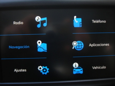 Peugeot 2008 BlueHDi 120 GT Line EAT6 88 KW (120 CV) Peugeot 2008 BlueHDi 120 GT Line EAT6 88 KW (120 CV)