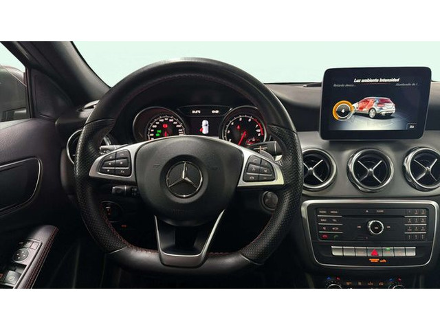 Mercedes-BenzGLA 180 90 kW (122 CV) Vehículo usado en Barcelona - 14