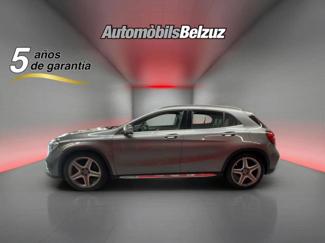 Mercedes-BenzGLA 180 90 kW (122 CV) Vehículo usado en Barcelona - 25