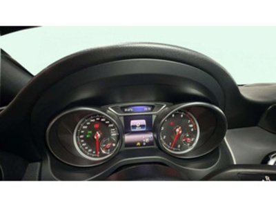Mercedes-Benz GLA 180 90 kW (122 CV) Mercedes-Benz GLA 180 90 kW (122 CV)