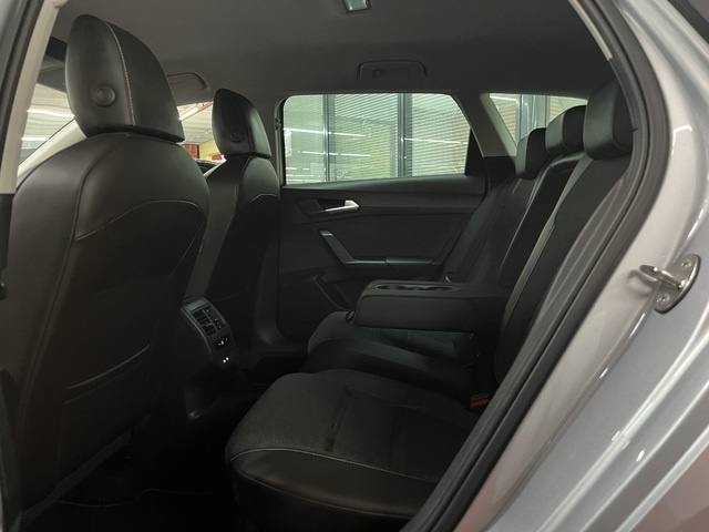 SEATLeón ST 1.5 eTSI S&S Xcellence DSG 110 kW (150 CV) Vehículo usado en Barcelona - 9